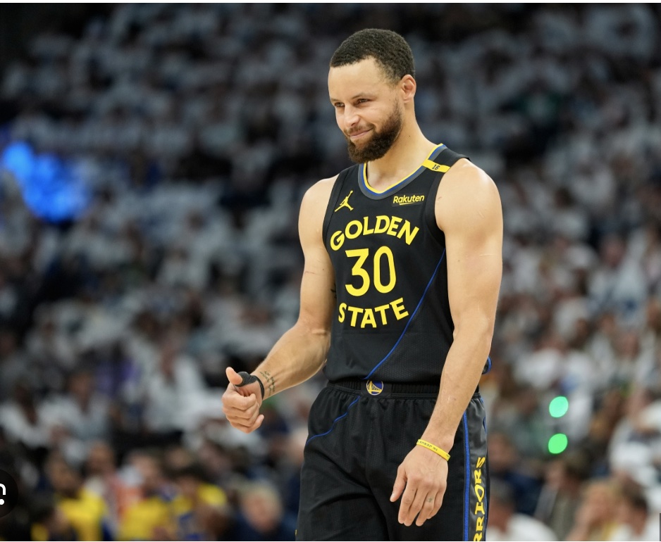 Stephen Curry Sidelined with Hamstring Injury in Warriors vs. Timberwolves Game 1